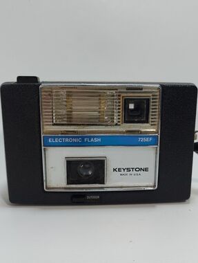 Vintage Keystone 725EF Electronic Flash 126 Film Camera